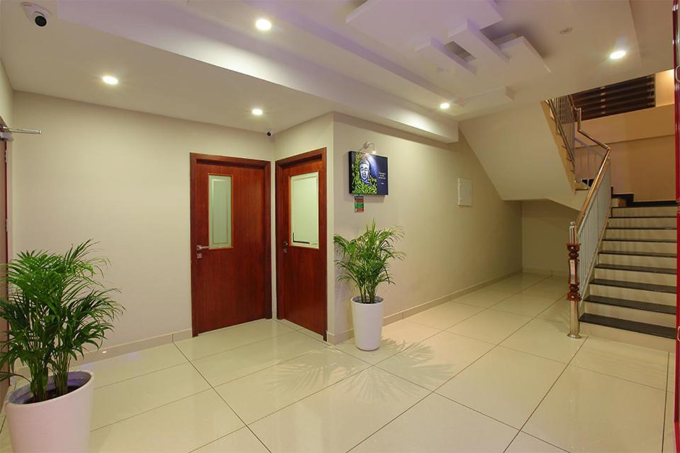 Lumbini Supreme Hotell Thrissur Exteriör bild