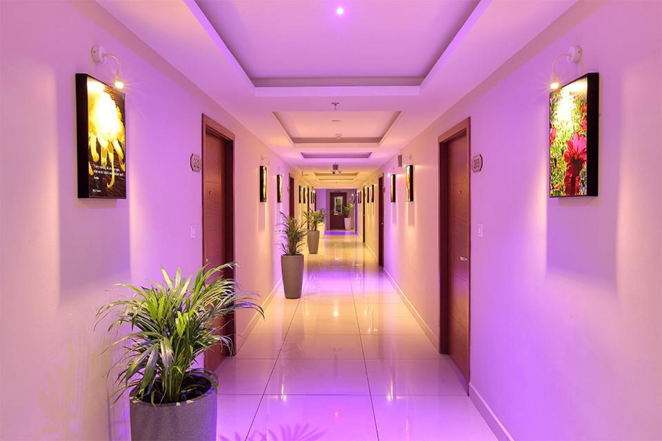 Lumbini Supreme Hotell Thrissur Exteriör bild
