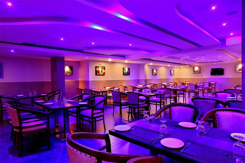 Lumbini Supreme Hotell Thrissur Exteriör bild
